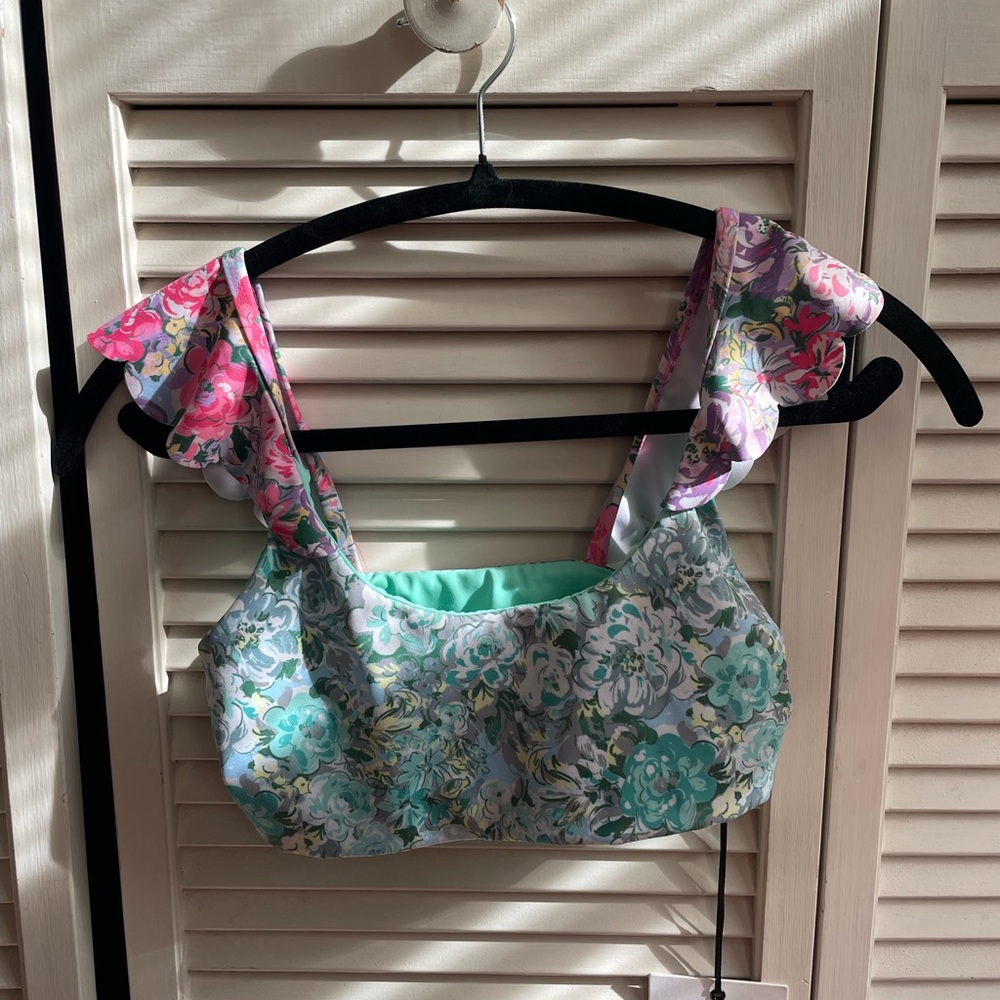 Beach Riot Floral Ruffle Crop Top - Pink and Blue